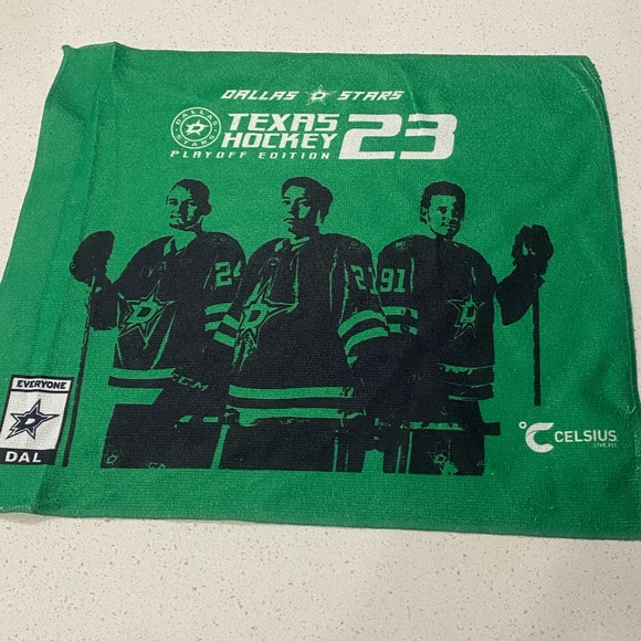 Dallas Stars NHL Playoffs Round 2 Game 1 Rally Towel - Picture 1 of 4